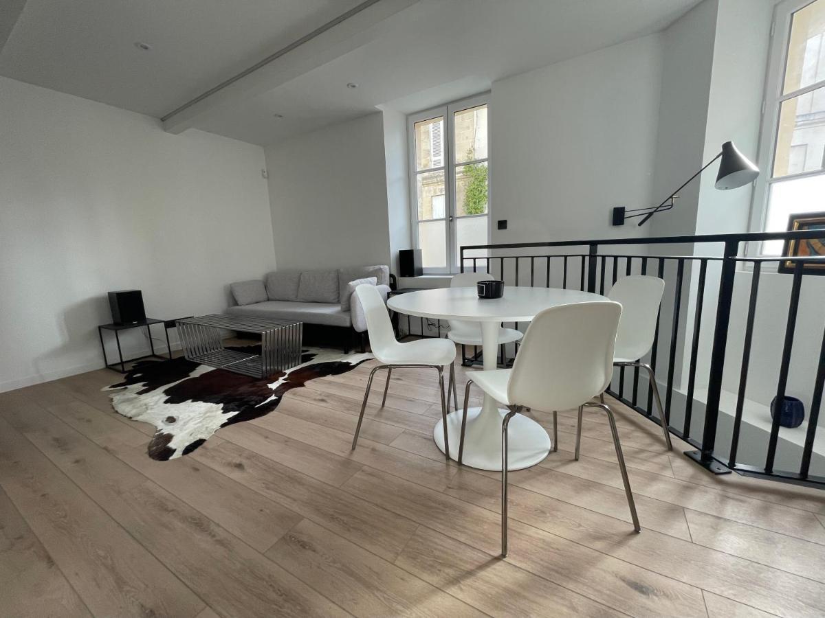 Le Loft Bleu - Un Atelier-Cocon Elegant & Central Bordeaux Luaran gambar